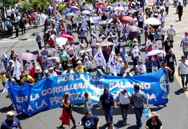 ACUA participó de la gran marcha contra la privatización del agua